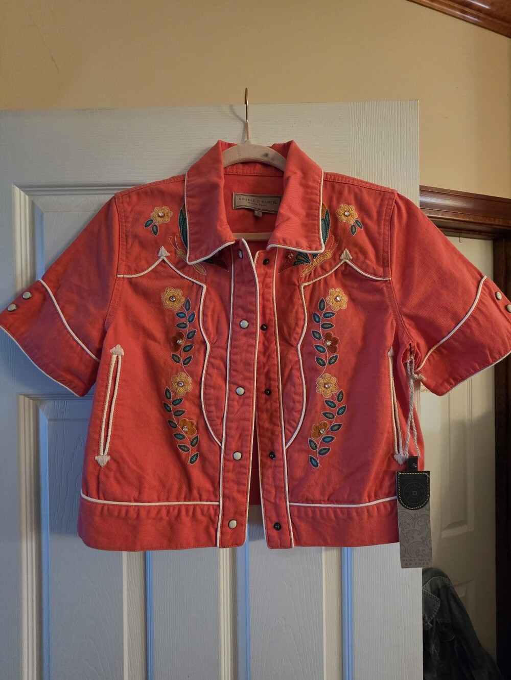 Embroidered Red Western Two-Piece Set - Picture 2 of 3